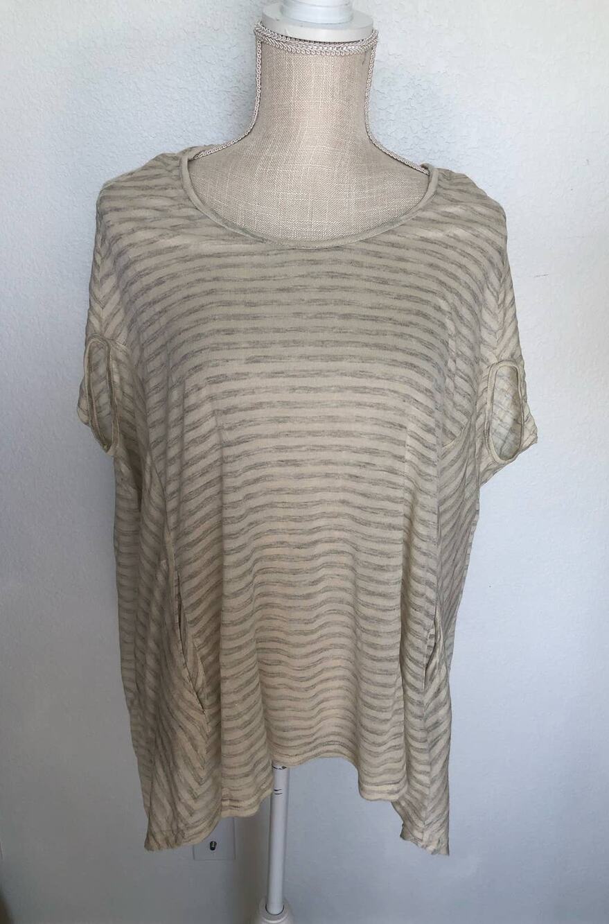 Uniq Gray Stripe Lightweight Poncho Style Top - M